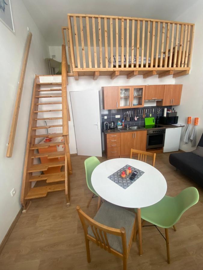 Apartman V Lesni Яблонец-над-Нисоу Экстерьер фото